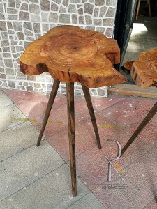 Badem Ağacı Kütüğü Yan Sehpa - DAS61